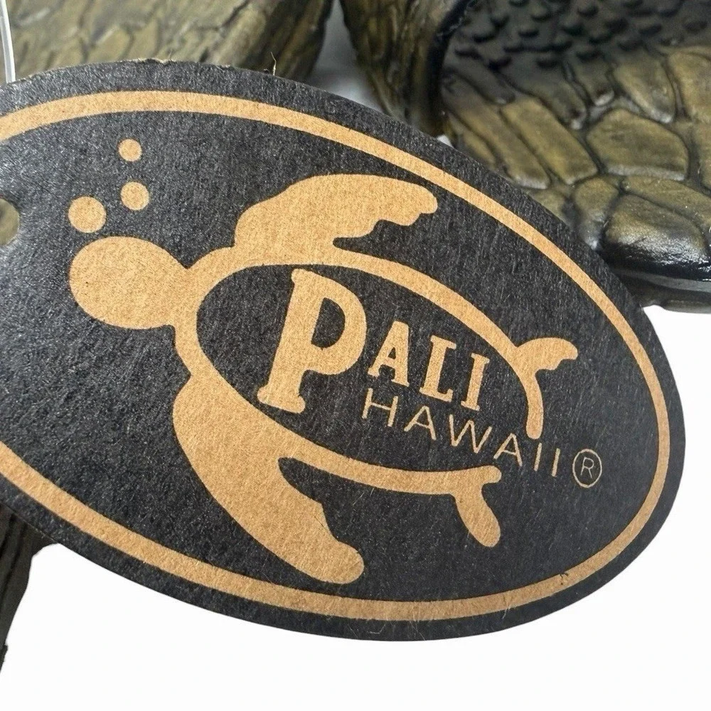 Pali‎ Hawaii Sandals Slides Rubber Textured Brown Size: Youth 3 - 3.5 / Women 5